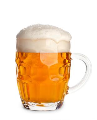 bier glas mit bier und schaum auf weissem hintergrund